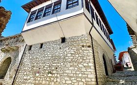 Villa Athina in Berat Castle - Since 1741